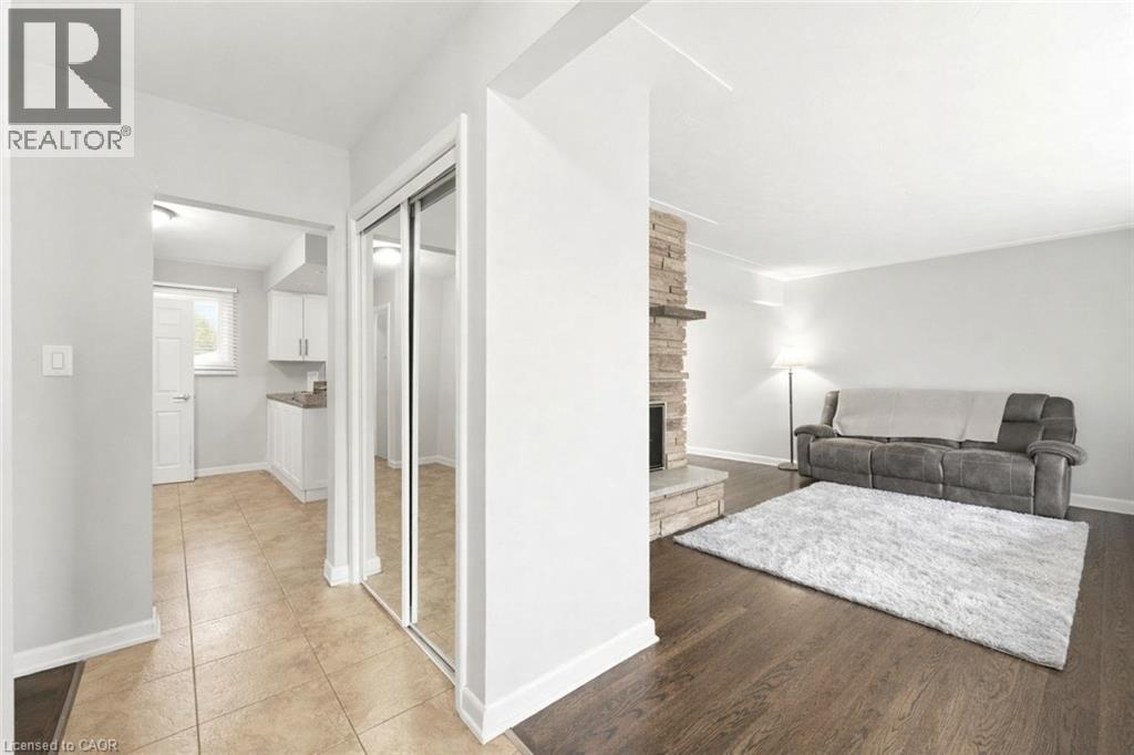 13 Westview Crescent, Waterdown, Ontario  L8B 0E4 - Photo 7 - 40821361