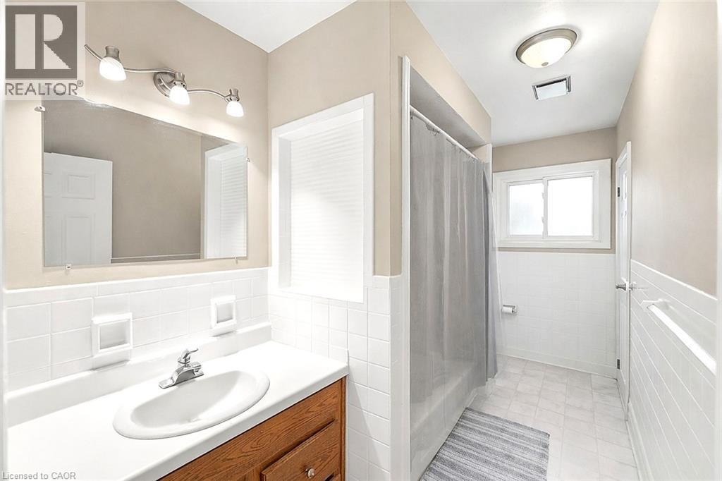 13 Westview Crescent, Waterdown, Ontario  L8B 0E4 - Photo 10 - 40821361