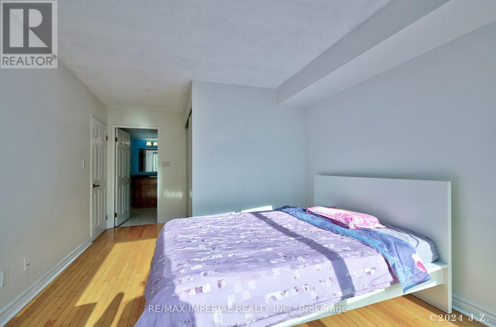 2201 - 24 Wellesley Street W, Toronto, Ontario  M4Y 2X6 - Photo 16 - C13005094