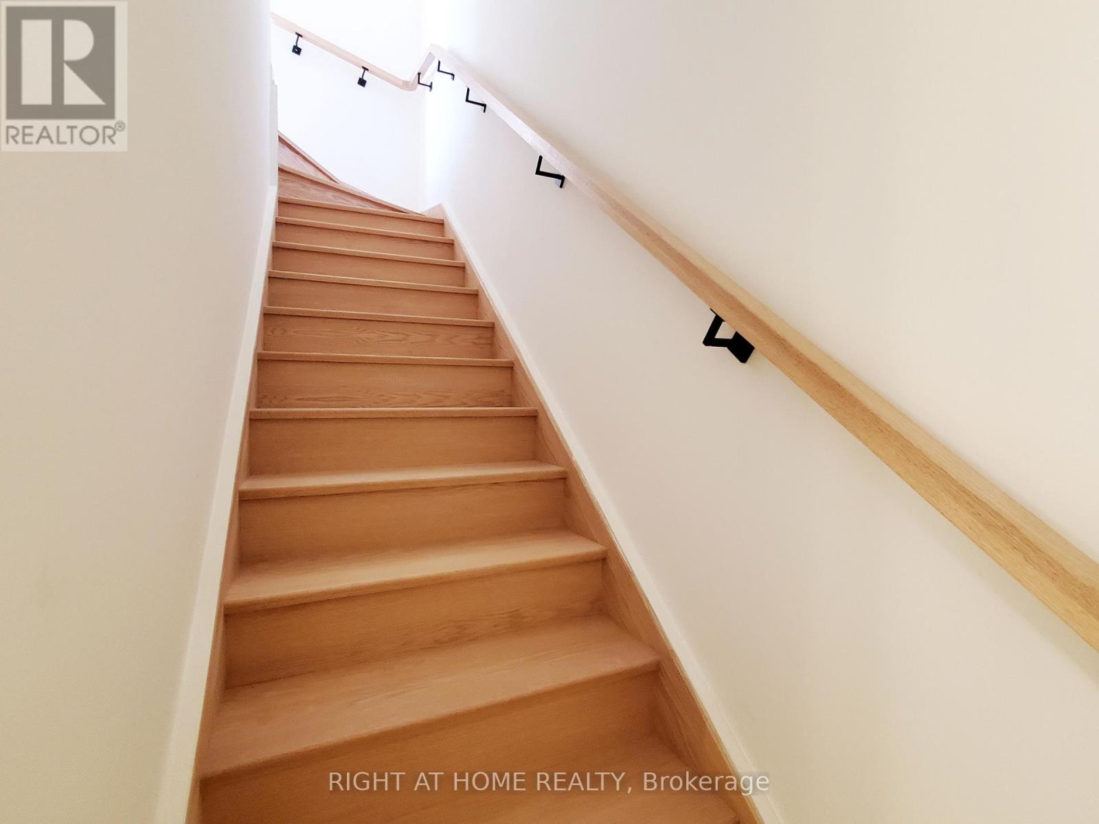 1411 - 15 David Eyer Road, Richmond Hill, Ontario  L4S 0N2 - Photo 15 - N13005026