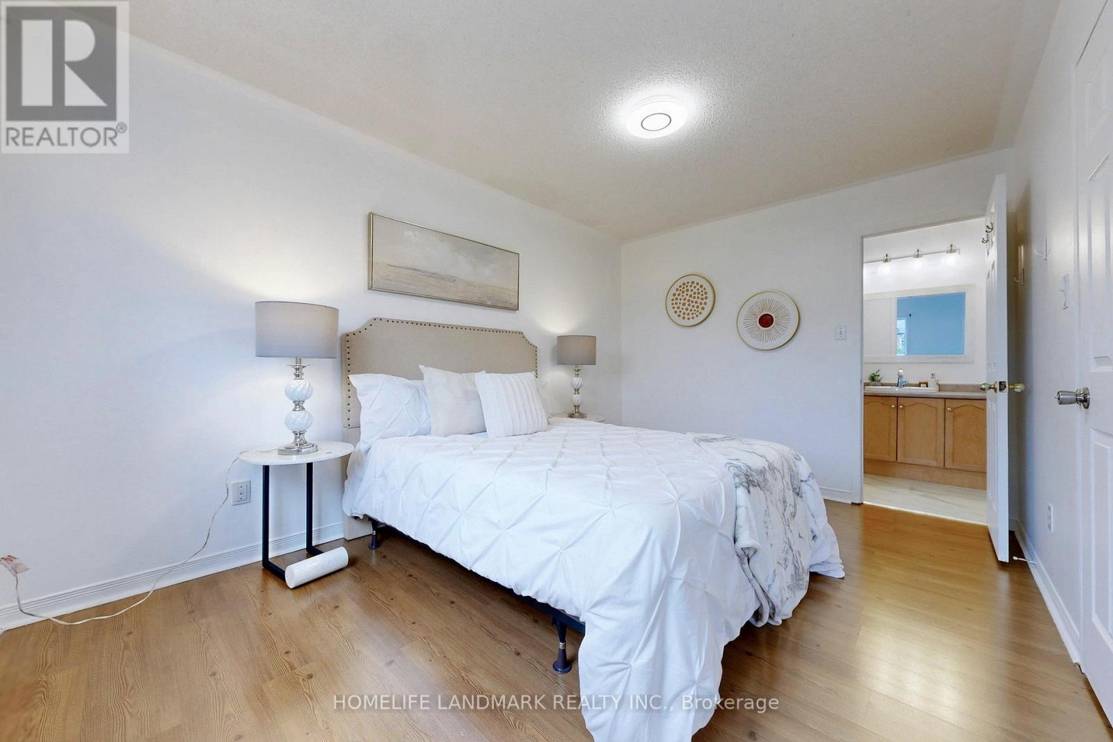 82 Baywell Crescent, Aurora, Ontario  L4G 7N4 - Photo 13 - N13005050