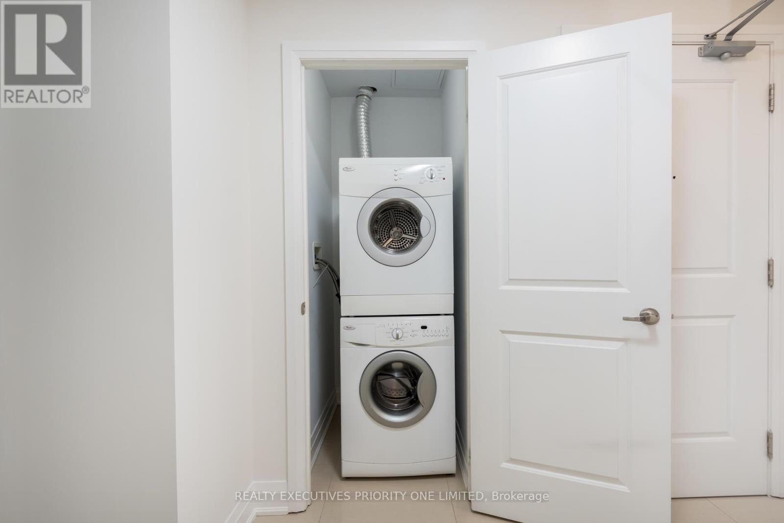 511 - 24 Woodstream Boulevard, Vaughan, Ontario  L4L 8C4 - Photo 30 - N13005070