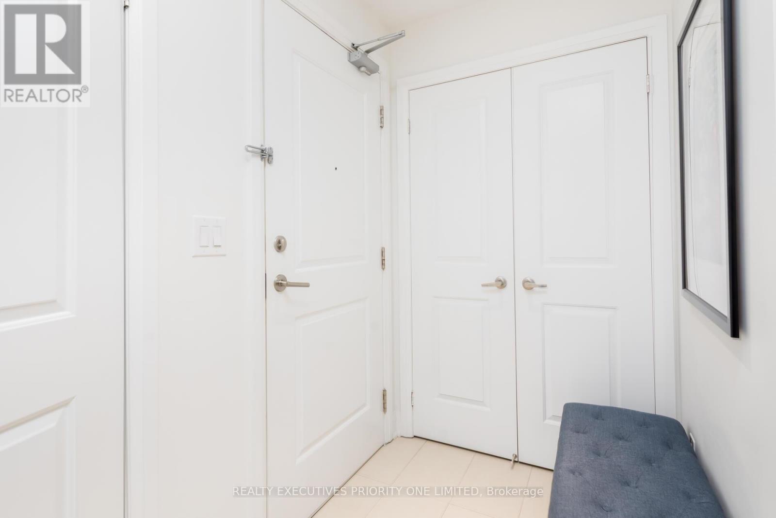 511 - 24 Woodstream Boulevard, Vaughan, Ontario  L4L 8C4 - Photo 5 - N13005070