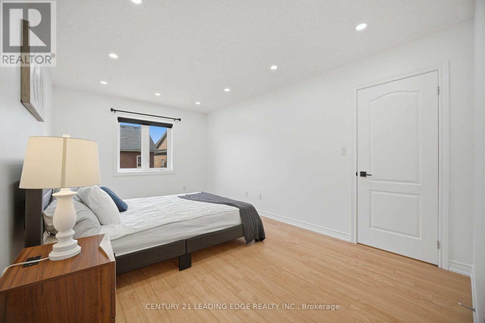 106 Kempenfelt Trail, Brampton, Ontario  L7A 0Z9 - Photo 21 - W13005028