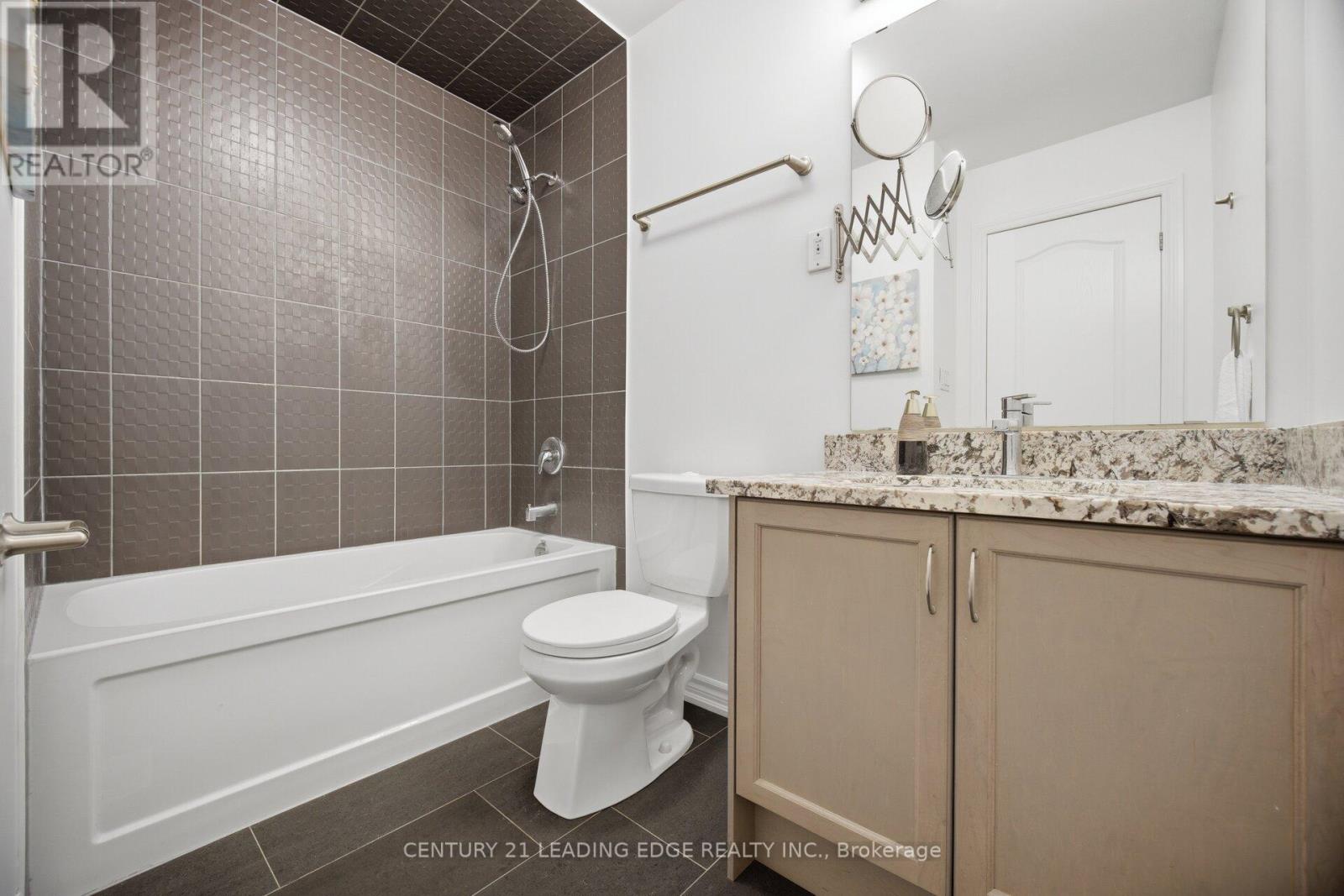 106 Kempenfelt Trail, Brampton, Ontario  L7A 0Z9 - Photo 23 - W13005028