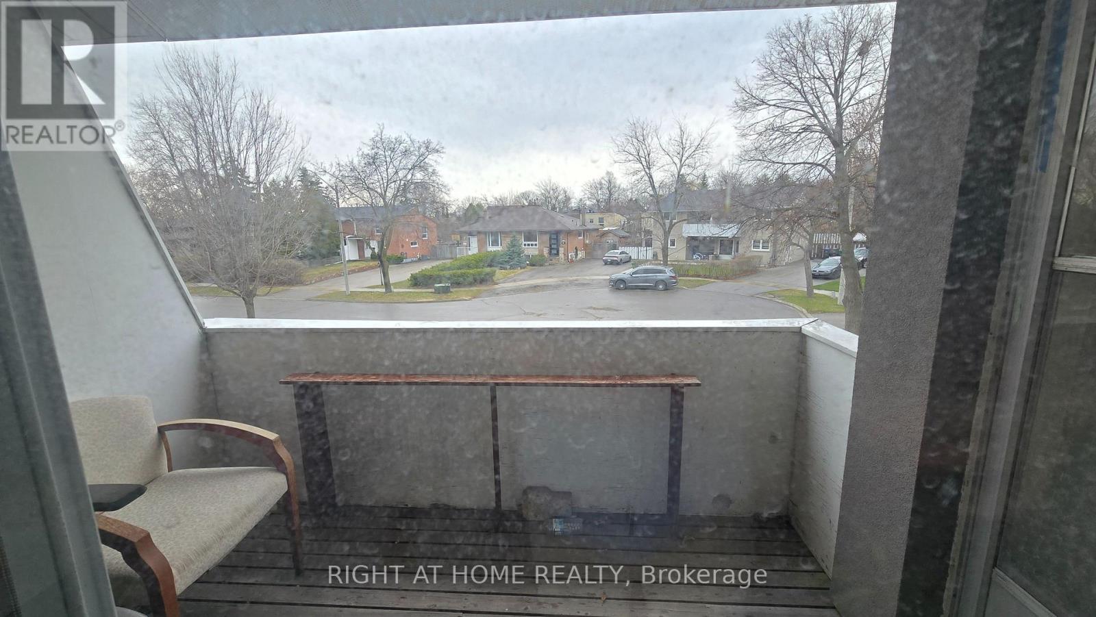 1379 Rock Court, Mississauga, Ontario  L5J 3W5 - Photo 12 - W13005032