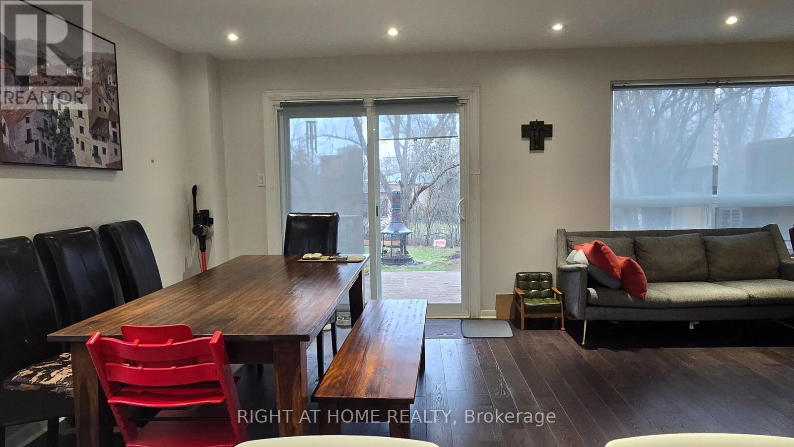 1379 Rock Court, Mississauga, Ontario  L5J 3W5 - Photo 7 - W13005032