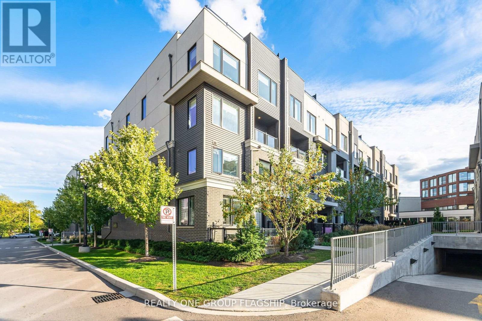 27 - 3476 WIDDICOMBE WAY W, Mississauga, Ontario