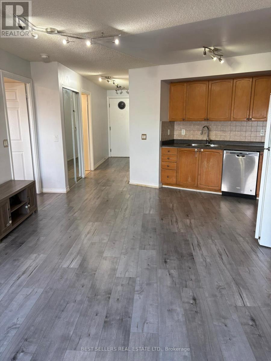 1509 - 710 Humberwood Boulevard, Toronto, Ontario  M9W 7J5 - Photo 5 - W13005048