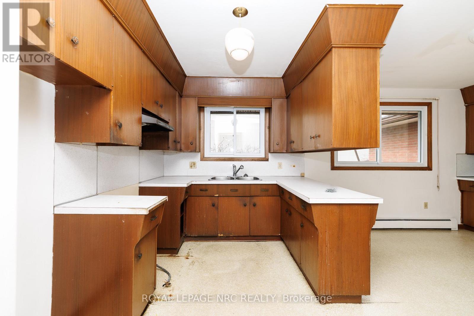 91 Regent Drive S, St. Catharines, Ontario  L2M 3L9 - Photo 12 - X13005068