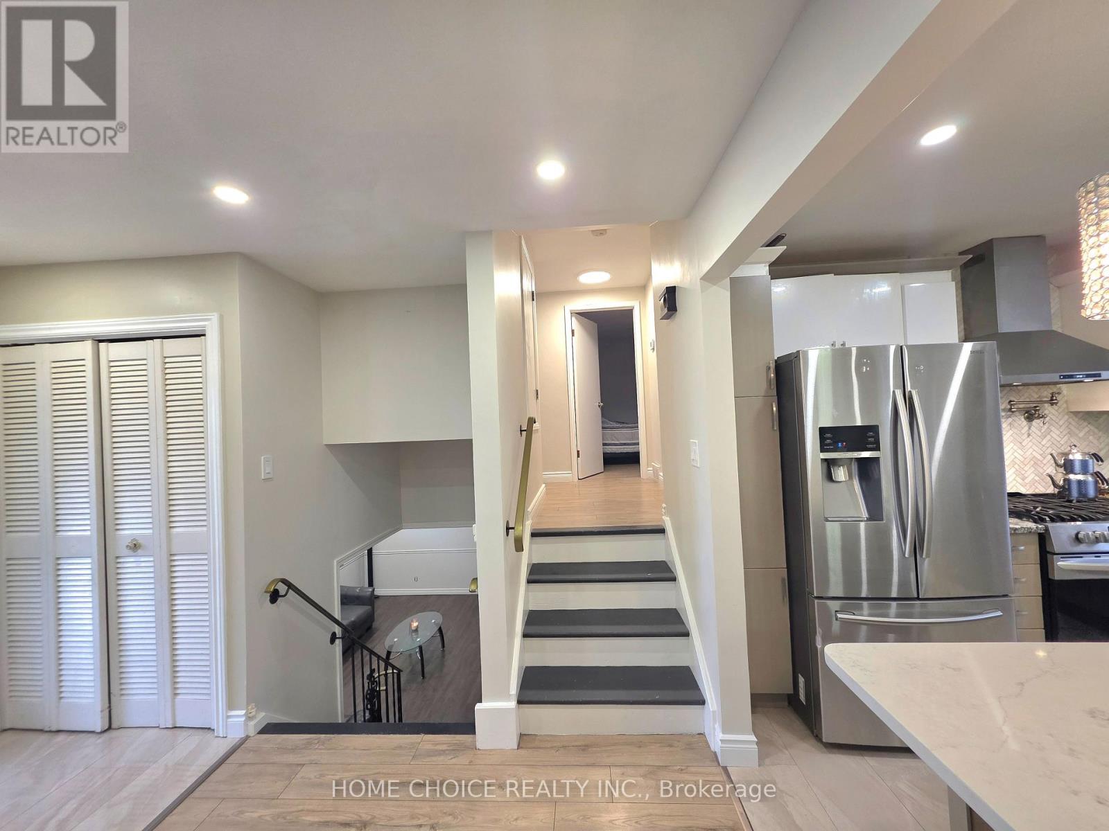 130 Champlain Crescent, Kitchener, Ontario  N2B 2Y6 - Photo 10 - X13005072