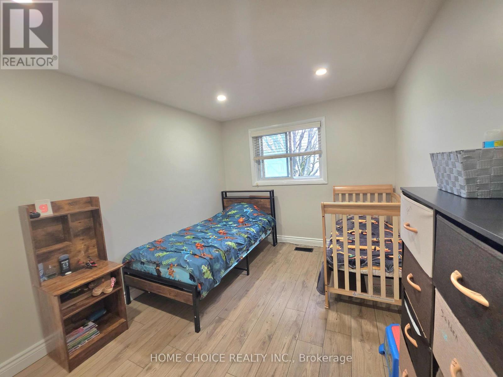 130 Champlain Crescent, Kitchener, Ontario  N2B 2Y6 - Photo 17 - X13005072