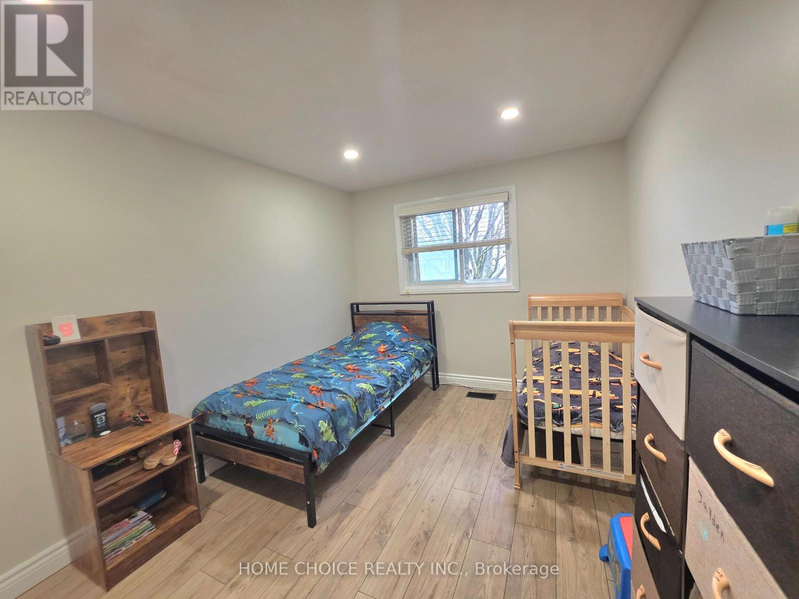 130 Champlain Crescent, Kitchener, Ontario  N2B 2Y6 - Photo 18 - X13005072