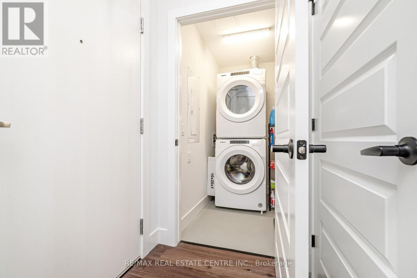 1000 Lackner Place, Kitchener, Ontario  N2A 0L4 - Photo 19 - X13005074