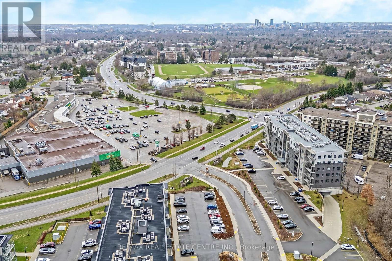 1000 Lackner Place, Kitchener, Ontario  N2A 0L4 - Photo 37 - X13005074