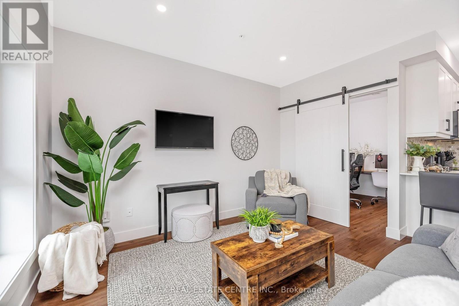 1000 Lackner Place, Kitchener, Ontario  N2A 0L4 - Photo 9 - X13005074