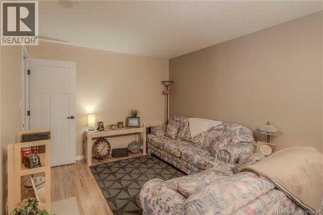 4, 637 12a Street N, Lethbridge, Alberta  T1H 2K1 - Photo 7 - A2302417