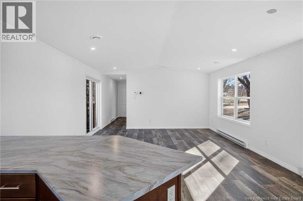 7 Park Avenue, Sussex Corner, New Brunswick  E4E 0B3 - Photo 15 - NB136781