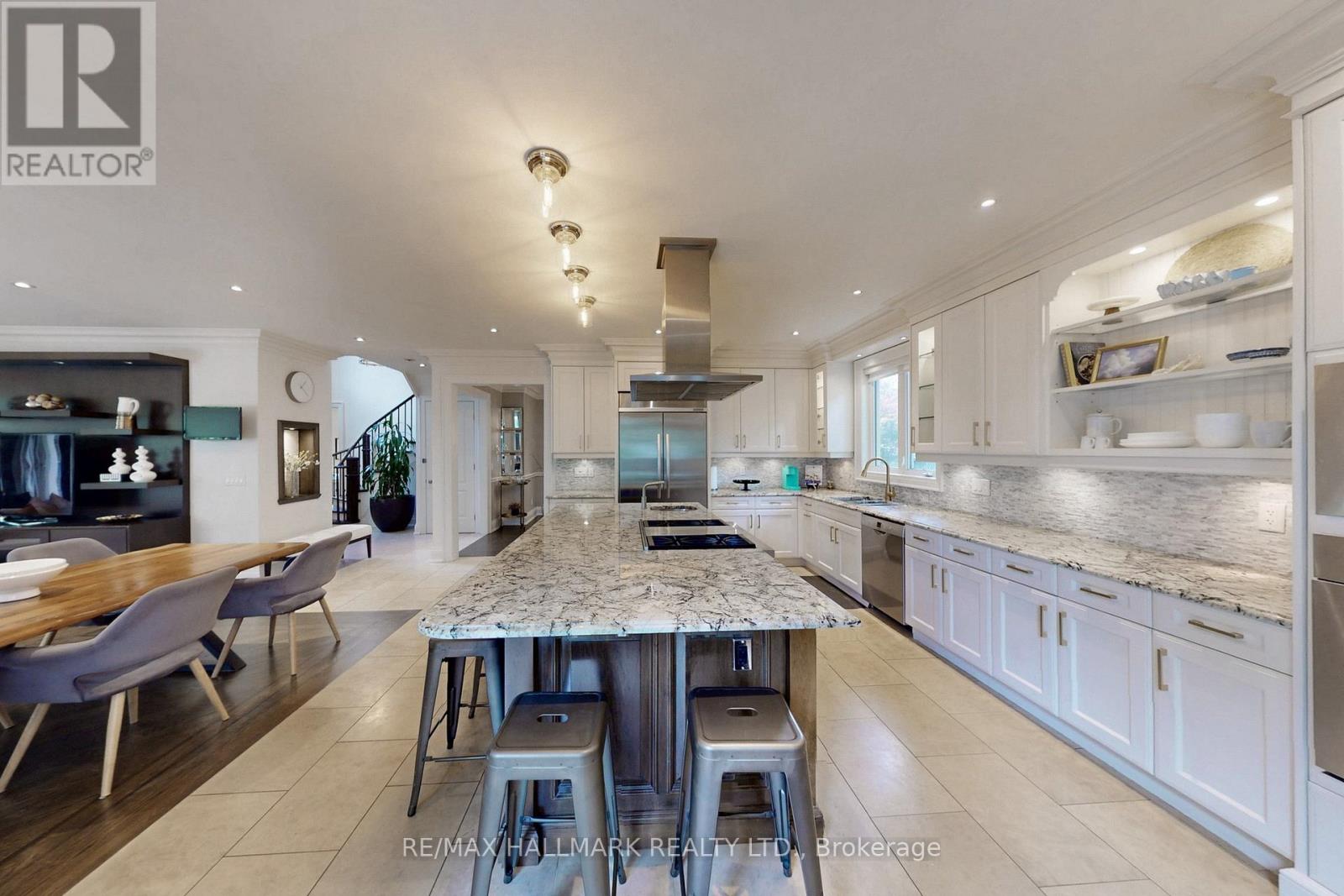 28 Clarkhill Street, Toronto, Ontario  M2R 2G7 - Photo 8 - C12973924