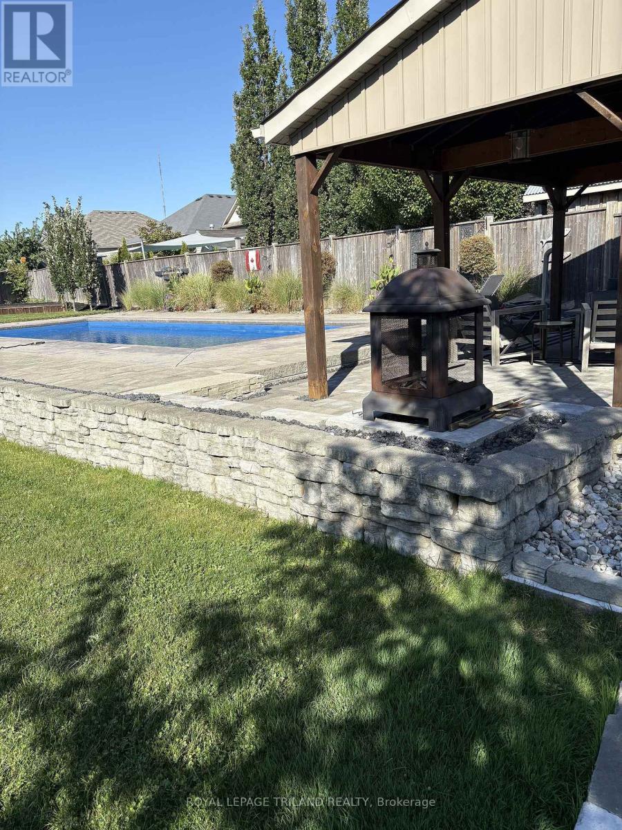 3194 Pincombe Drive, London South, Ontario  N6L 0B4 - Photo 49 - X13001928