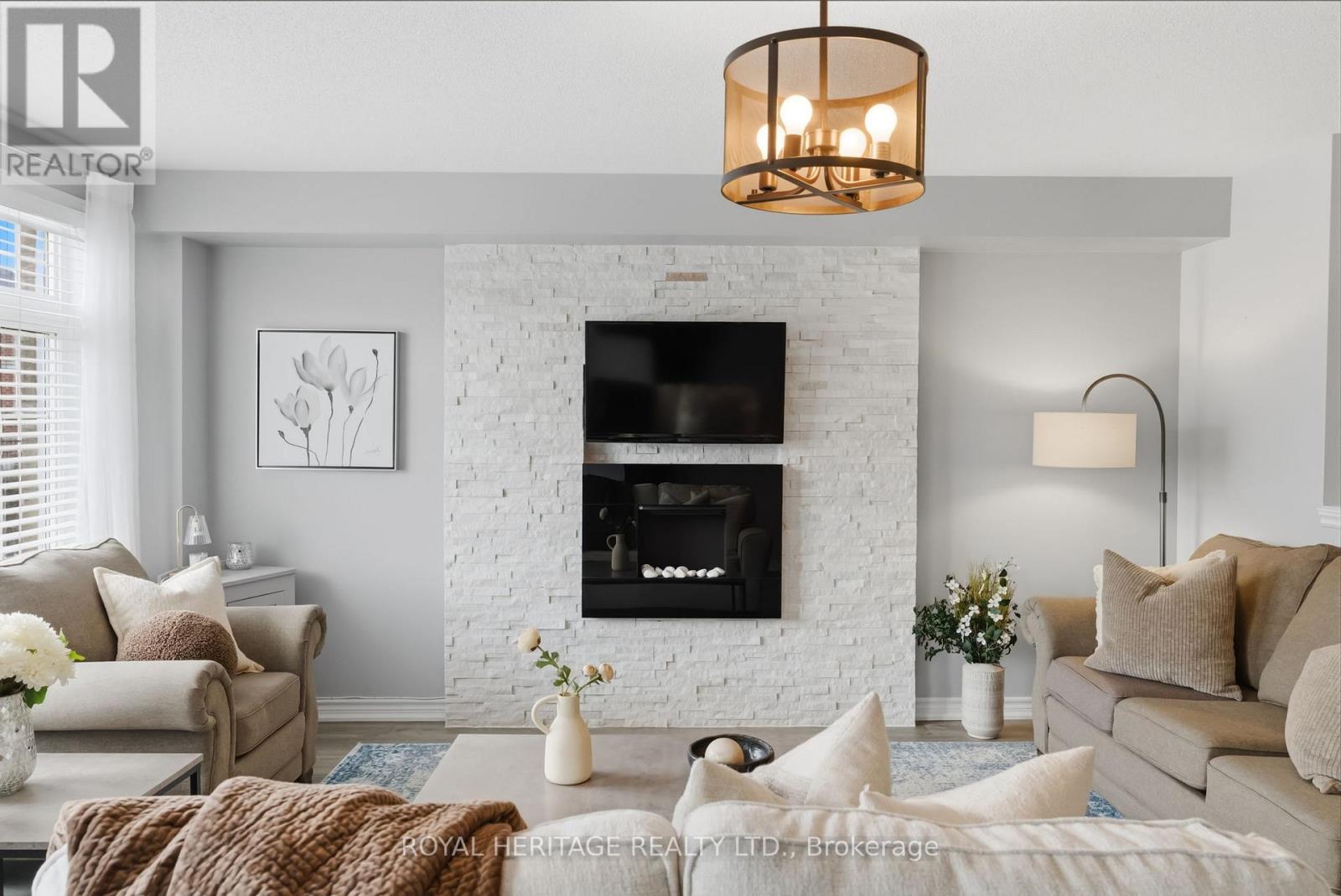 17 Ken Bromley Lane, Clarington, Ontario  L1C 0S4 - Photo 18 - E13005120