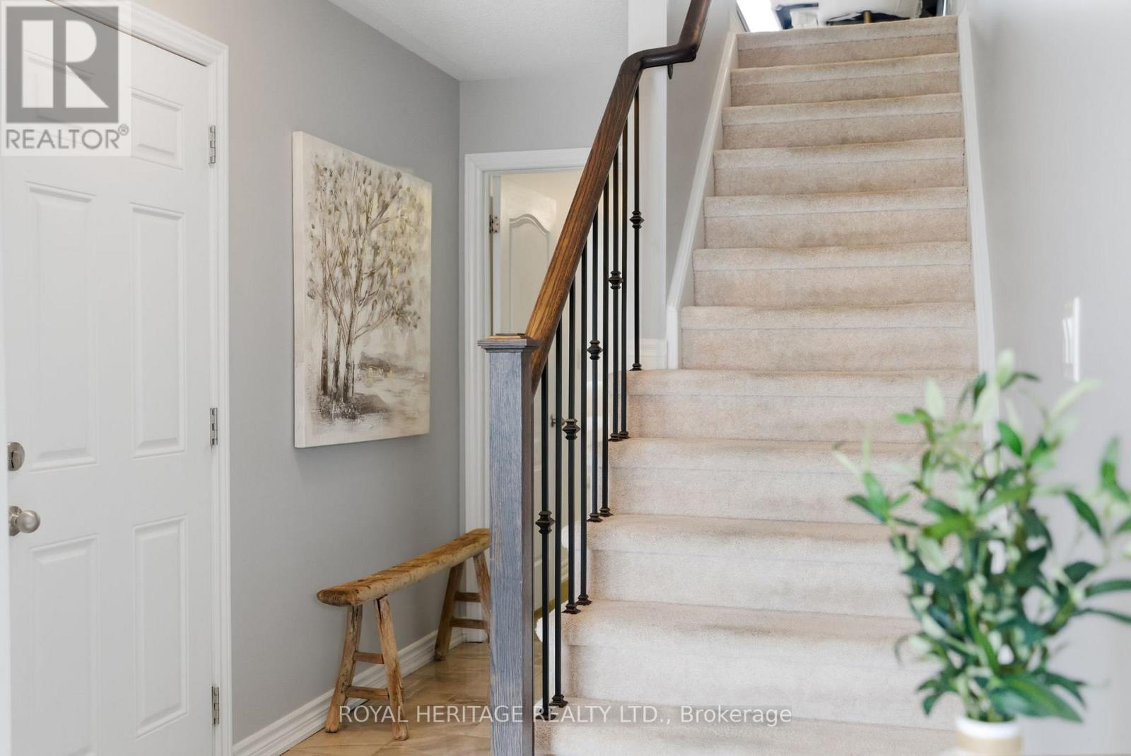 17 Ken Bromley Lane, Clarington, Ontario  L1C 0S4 - Photo 4 - E13005120