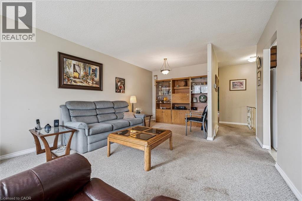 3 Inadale Court, Kitchener, Ontario  N2M 2Z7 - Photo 12 - 40818565