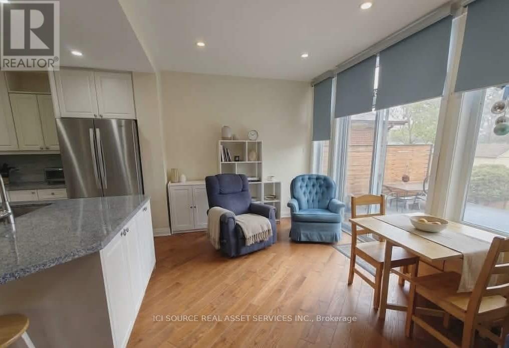 27 KATHROSE DRIVE, Toronto, Ontario