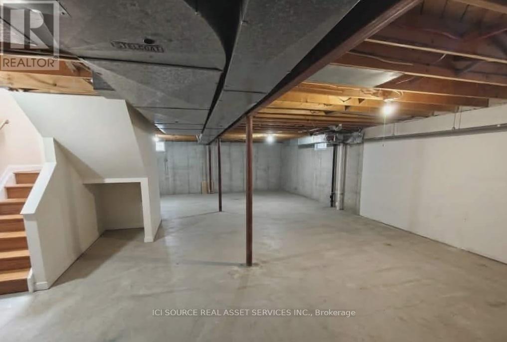 27 Kathrose Drive, Toronto, Ontario  M2J 3P4 - Photo 8 - C13005160