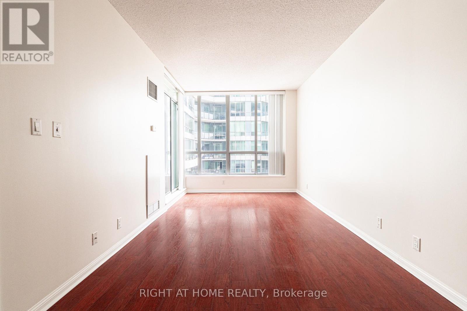 918 - 230 Queens Quay W, Toronto, Ontario  M5J 2Y7 - Photo 12 - C13005170