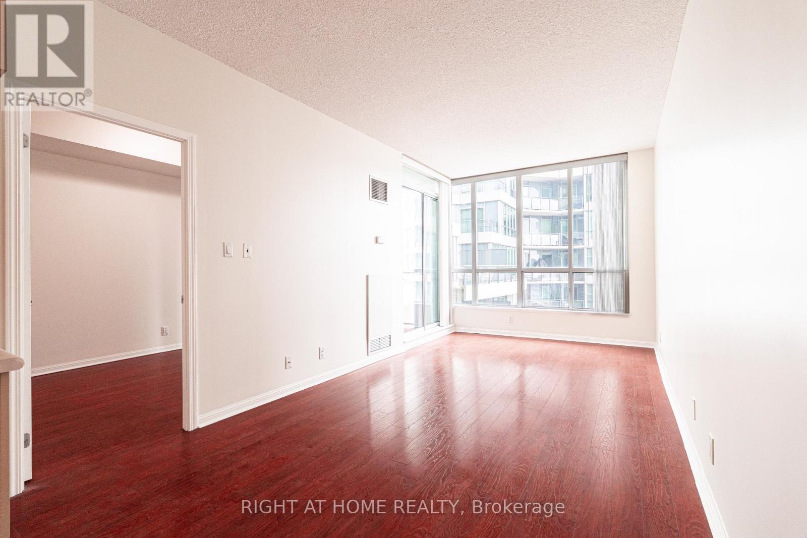 918 - 230 Queens Quay W, Toronto, Ontario  M5J 2Y7 - Photo 9 - C13005170