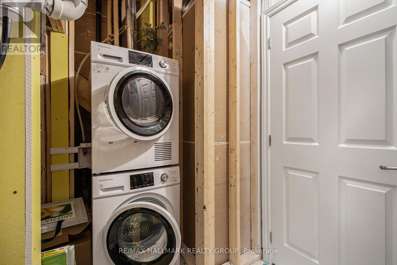 814 Mikinak Road, Ottawa, Ontario  K1K 0P2 - Photo 15 - X13005158