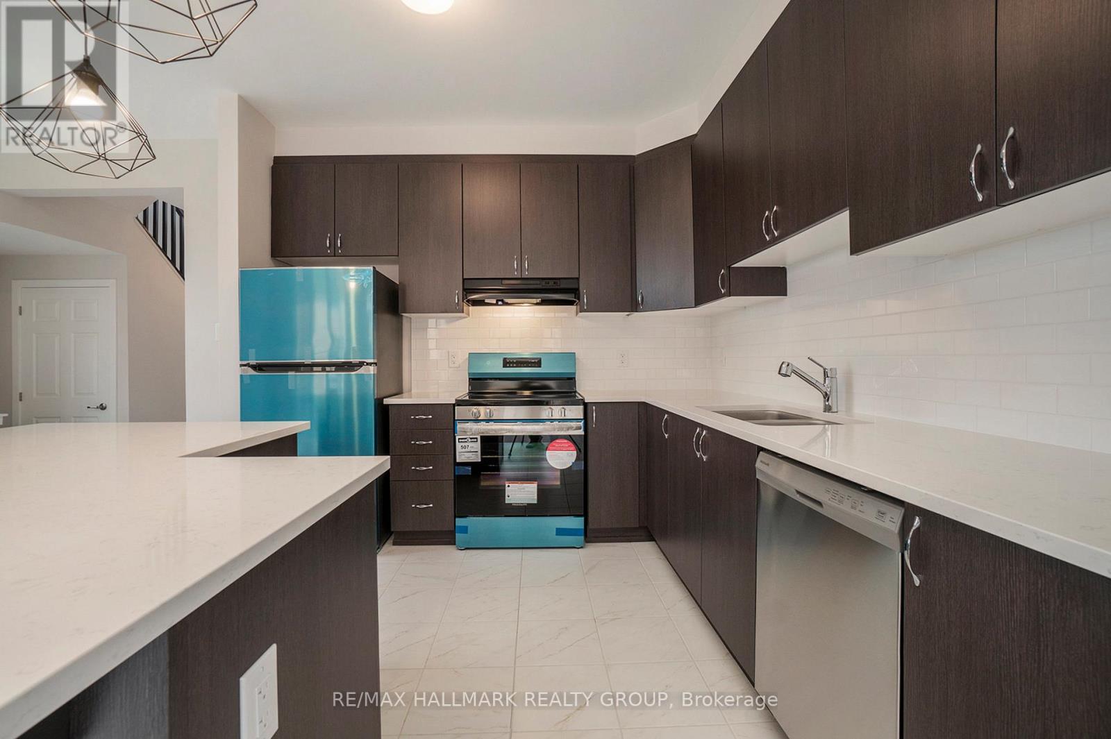 722 Quilter Row, Ottawa, Ontario  K0A 2Z0 - Photo 12 - X13005176