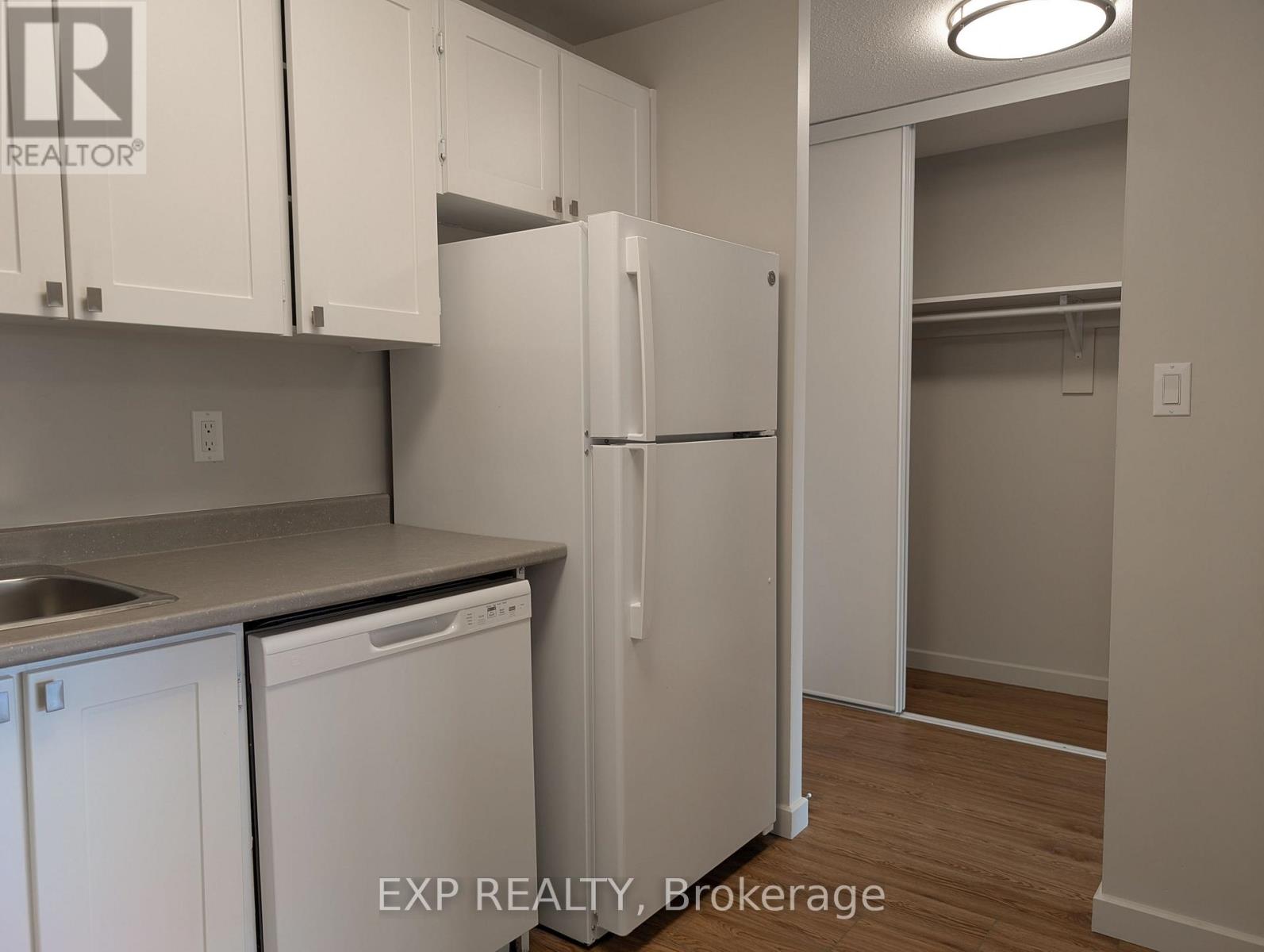 420 - 1320 Richmond Road, Ottawa, Ontario  K2B 8L3 - Photo 2 - X13005180