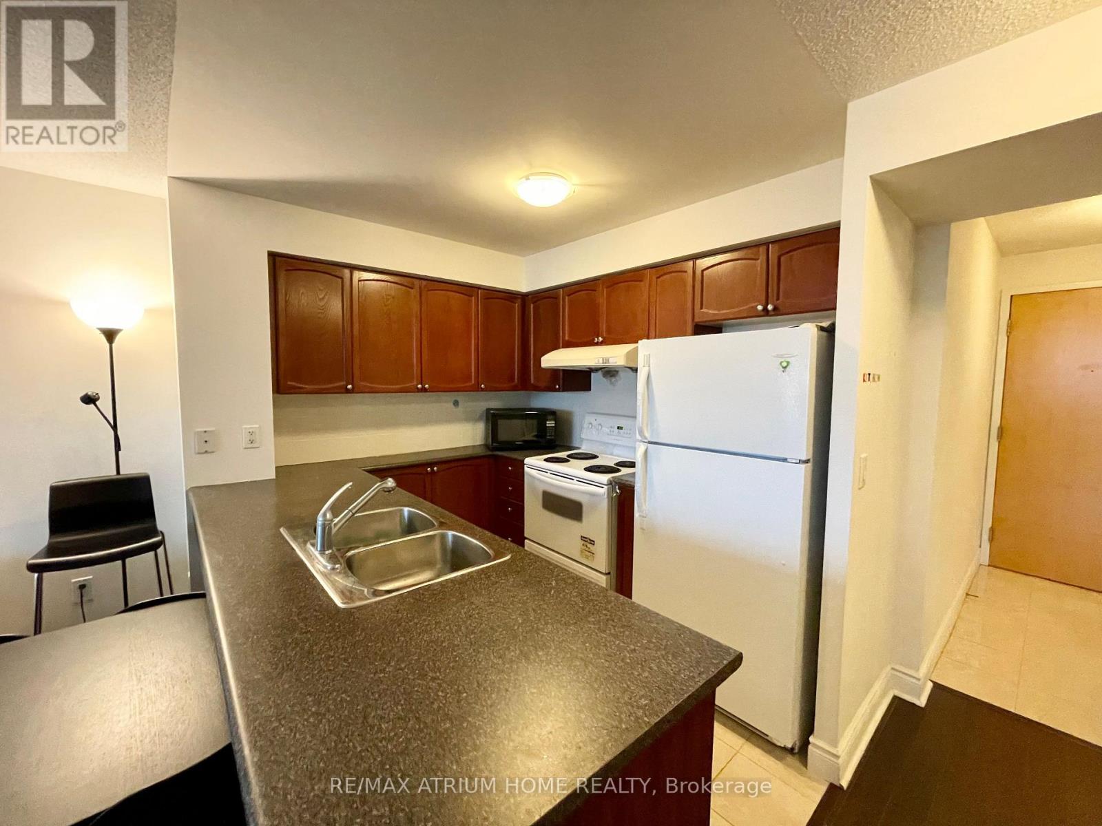 910 - 60 Brian Harrison Way, Toronto, Ontario  M1P 5J5 - Photo 8 - E13005126