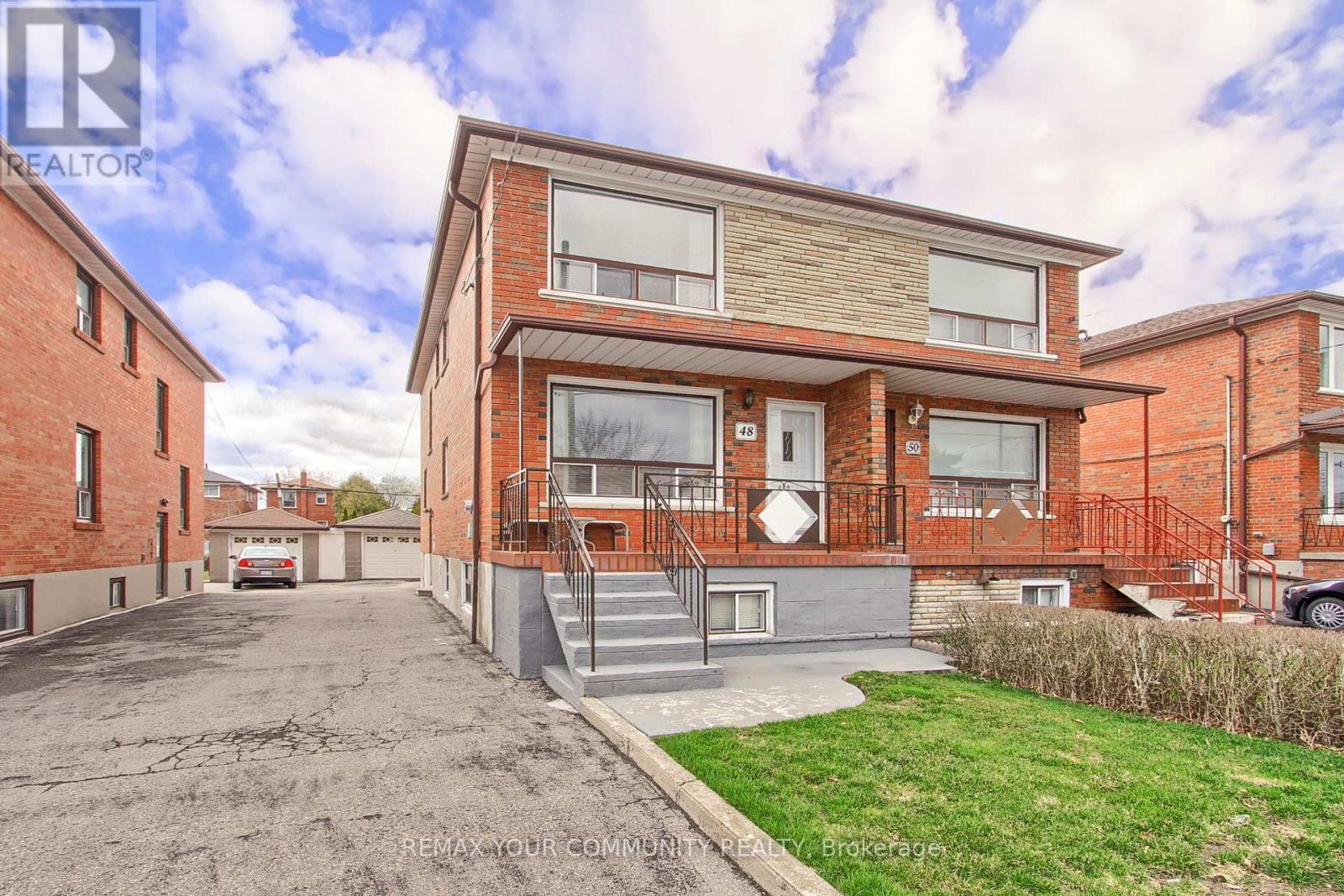 48 North Woodrow Boulevard, Toronto, Ontario  M1K 1W3 - Photo 2 - E13005146
