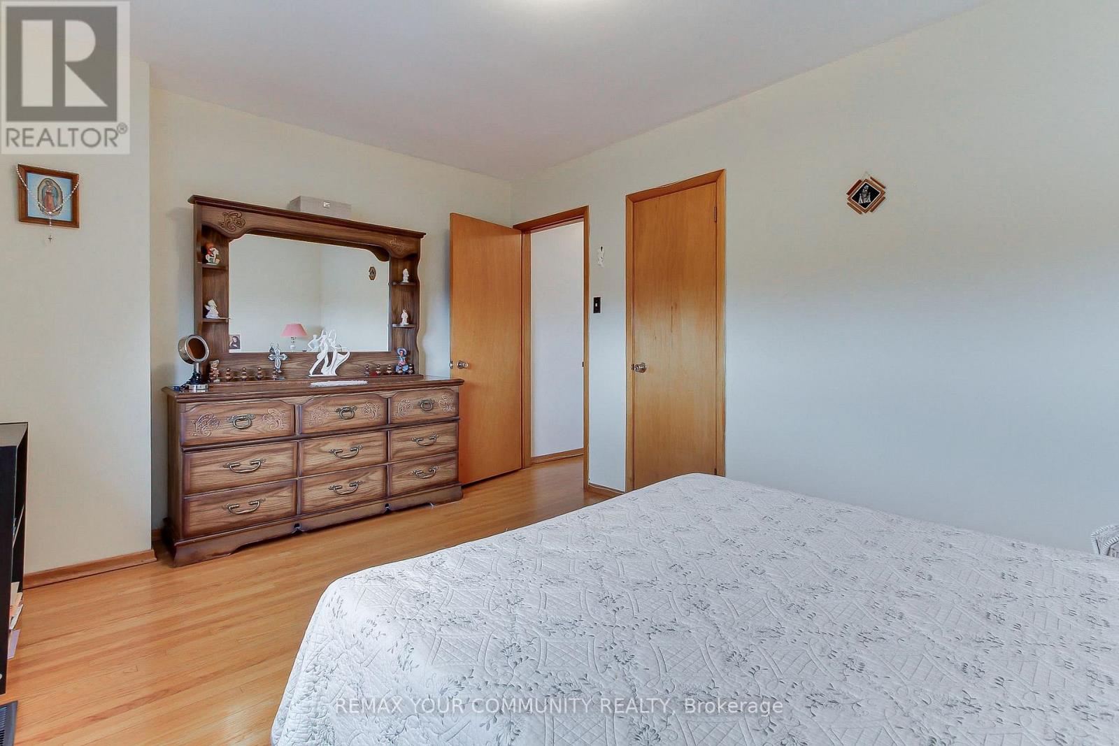 48 North Woodrow Boulevard, Toronto, Ontario  M1K 1W3 - Photo 22 - E13005146