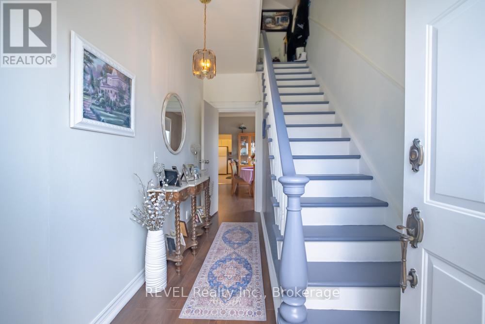 10 Wiley Street, St. Catharines, Ontario  L2R 4E5 - Photo 16 - X13005136