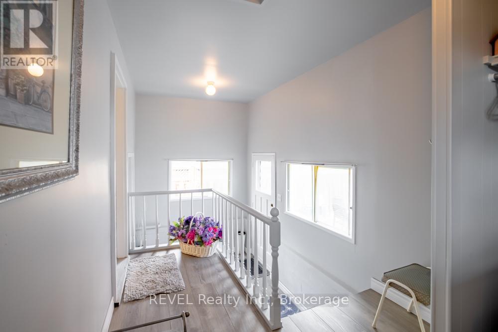 10 Wiley Street, St. Catharines, Ontario  L2R 4E5 - Photo 25 - X13005136