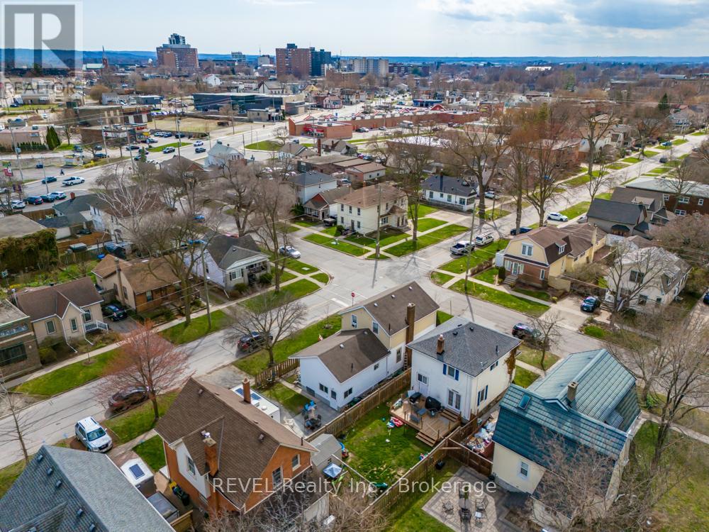 10 Wiley Street, St. Catharines, Ontario  L2R 4E5 - Photo 7 - X13005136