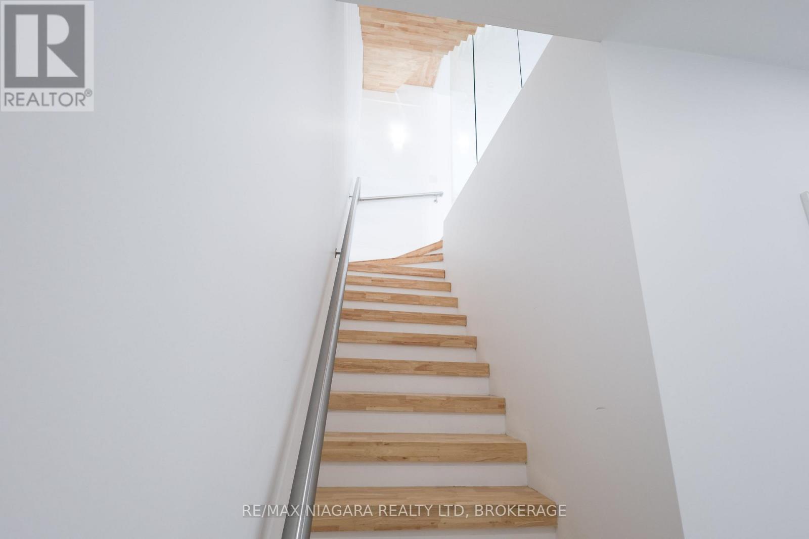 68 First Street, Welland, Ontario  L3B 4R9 - Photo 9 - X13005138