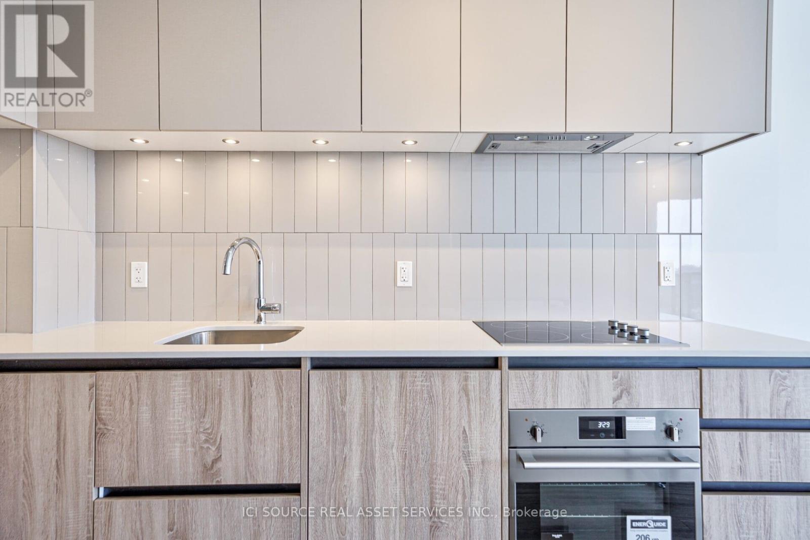 1208 - 7950 Bathurst Street, Vaughan, Ontario  L4J 0L4 - Photo 13 - N13005148