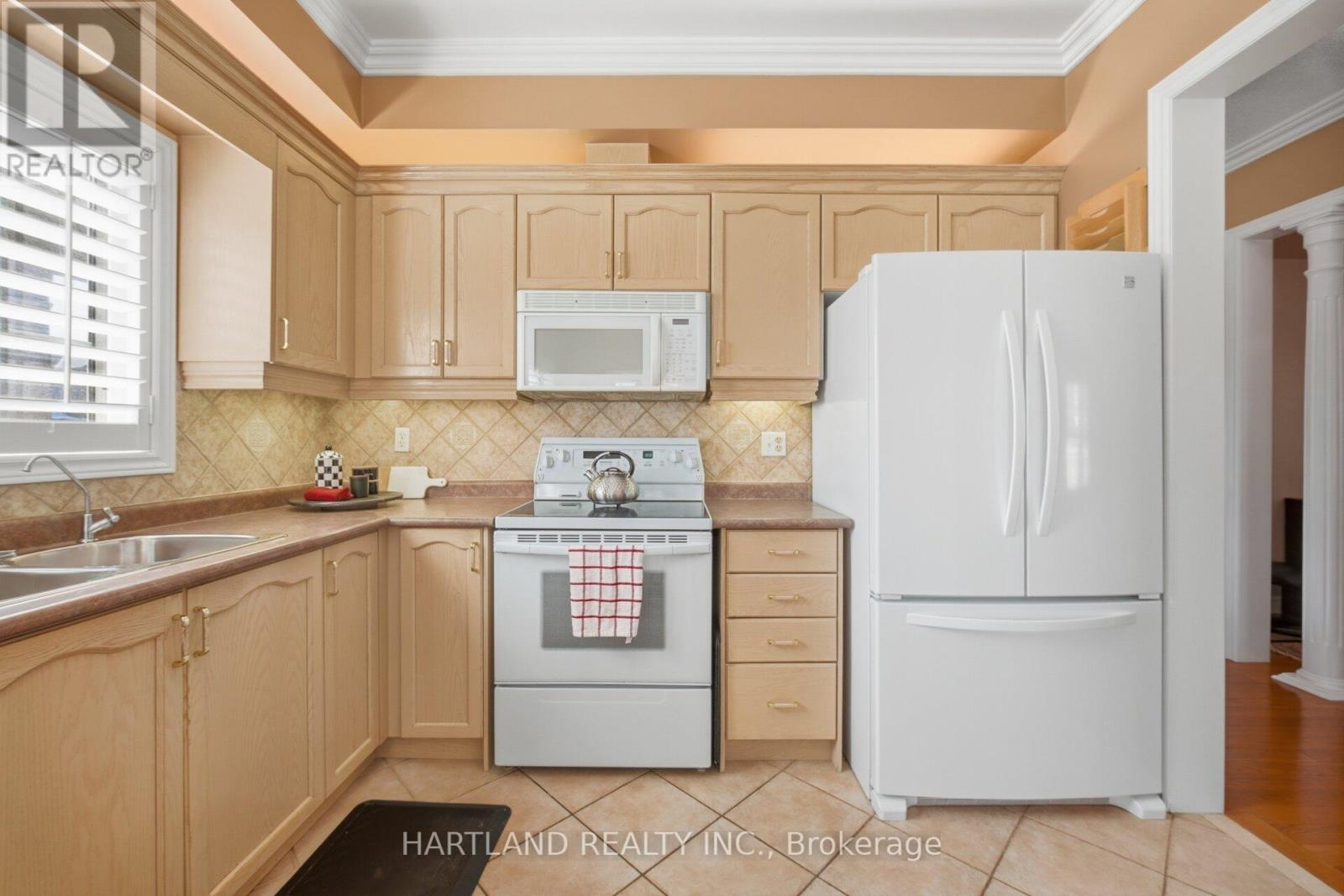 8 Westchester Crescent, Markham, Ontario  L6C 2X3 - Photo 18 - N13005152