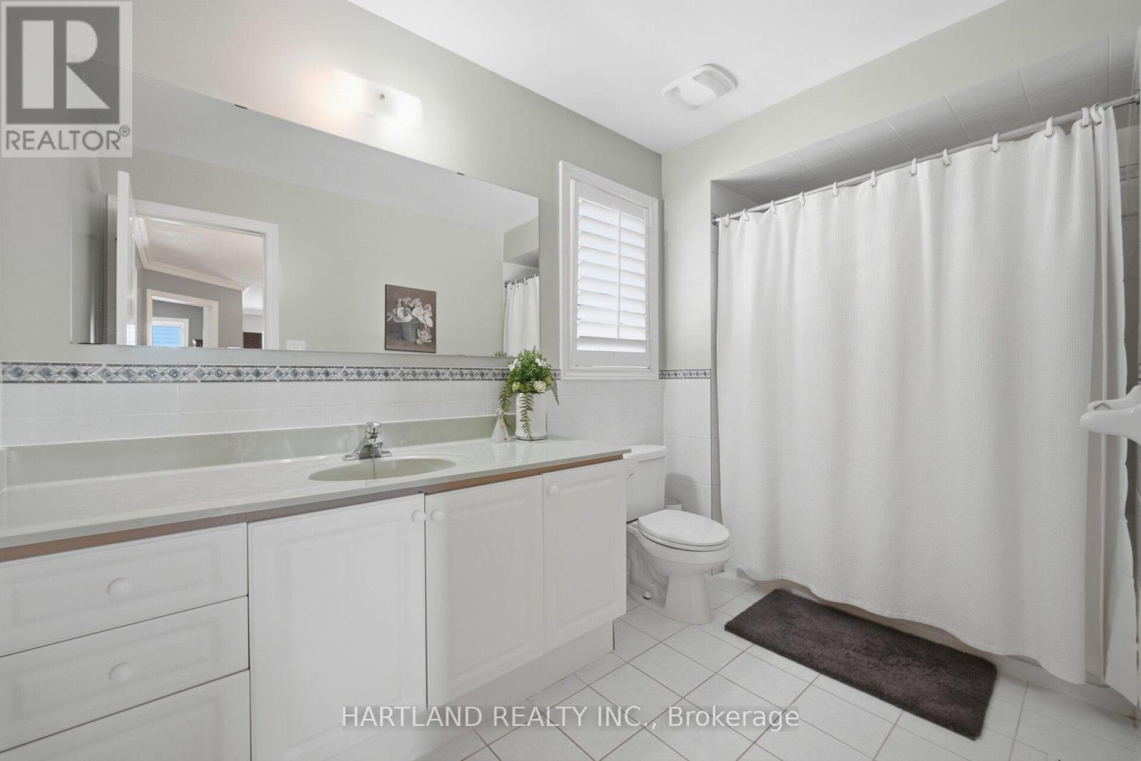 8 Westchester Crescent, Markham, Ontario  L6C 2X3 - Photo 36 - N13005152