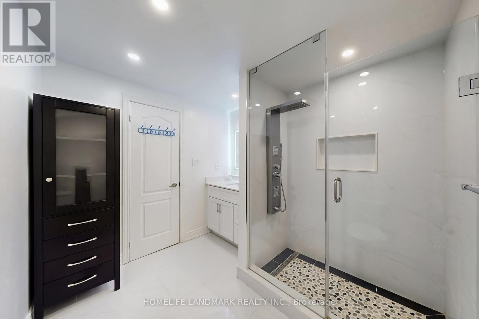 108 Miles Farm Road, Markham, Ontario  L3S 2A4 - Photo 26 - N12864576