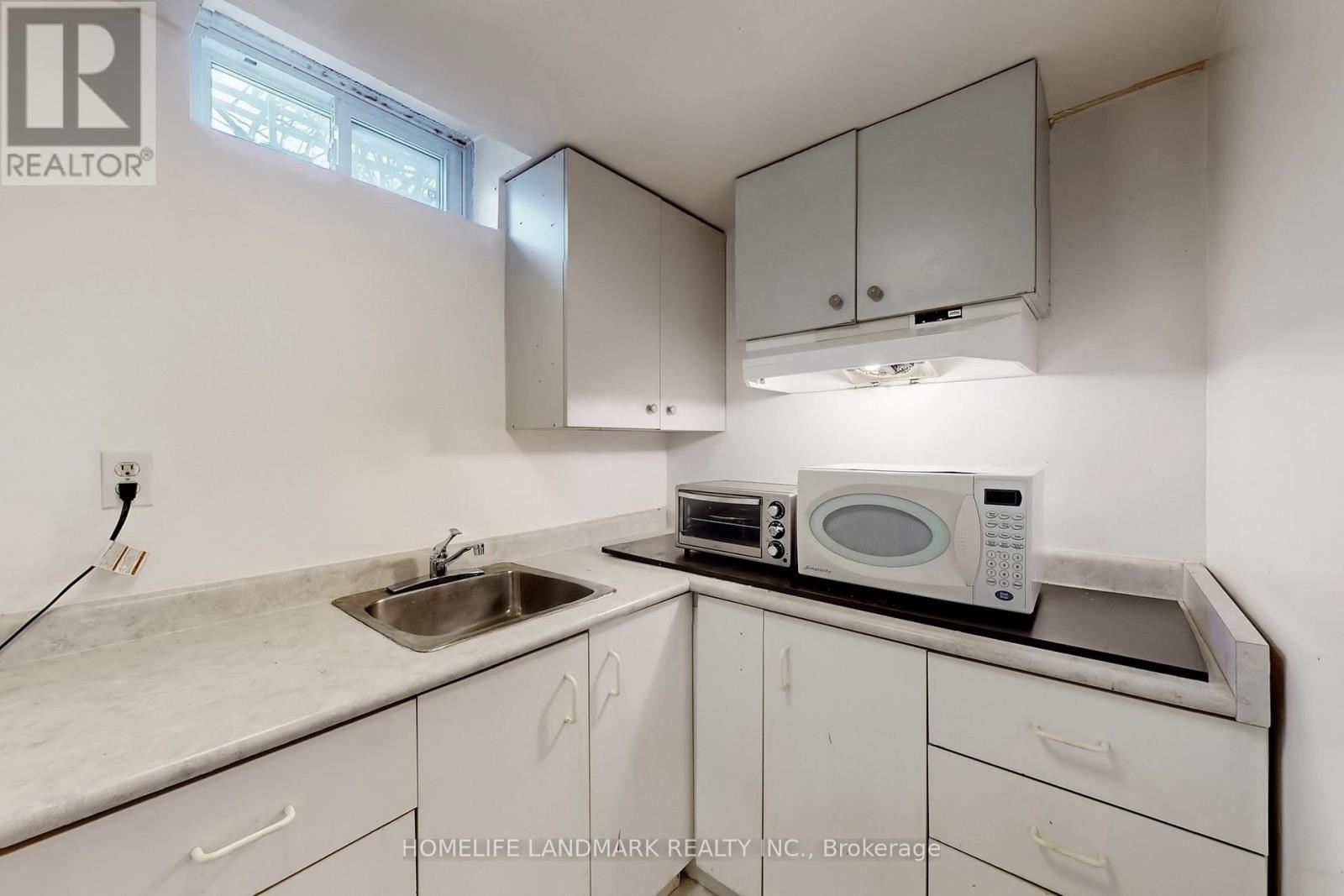 108 Miles Farm Road, Markham, Ontario  L3S 2A4 - Photo 30 - N12864576