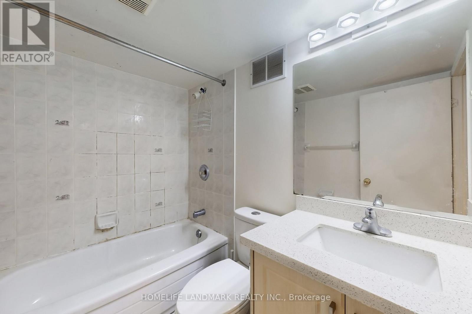 108 Miles Farm Road, Markham, Ontario  L3S 2A4 - Photo 33 - N12864576