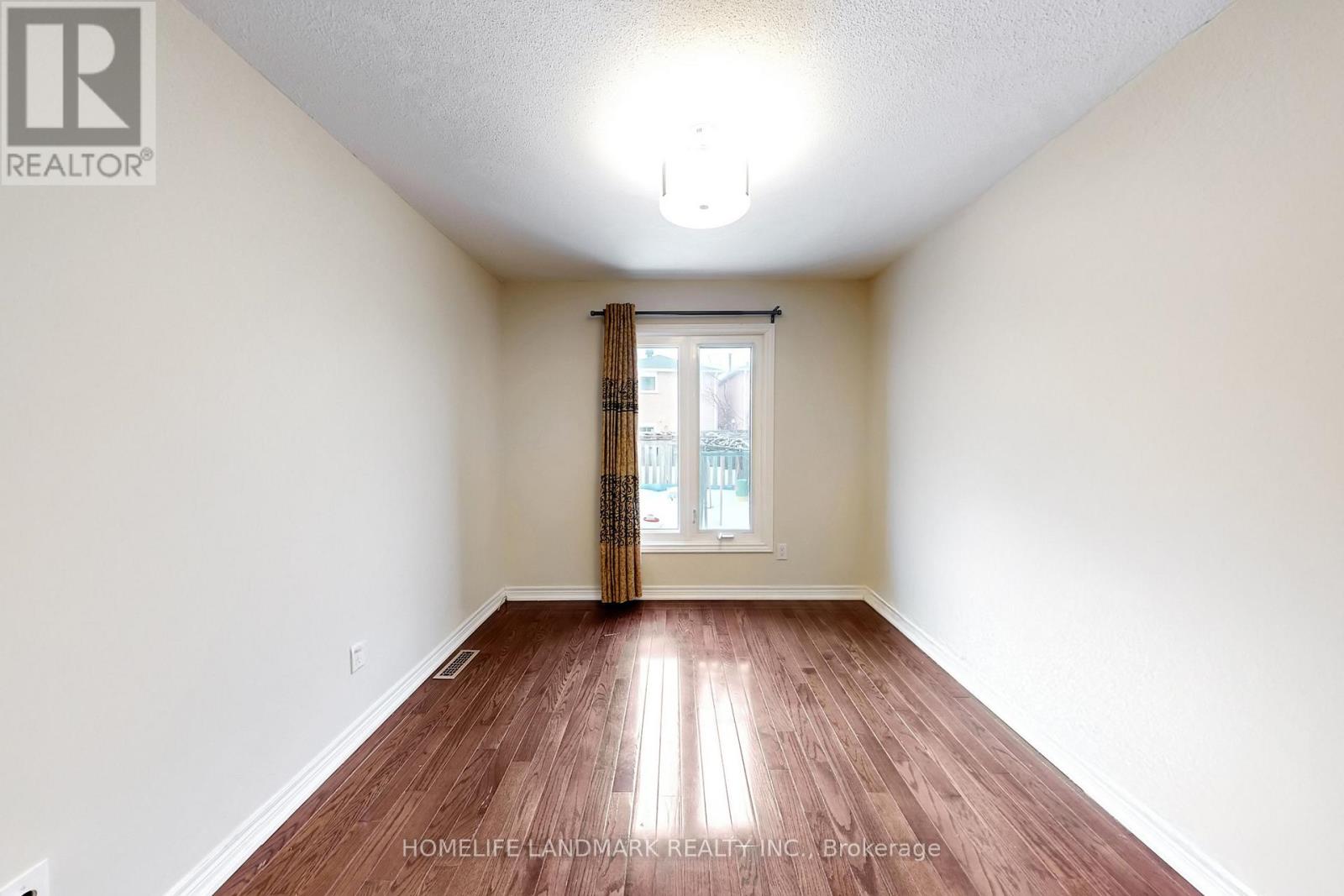 108 Miles Farm Road, Markham, Ontario  L3S 2A4 - Photo 7 - N12864576