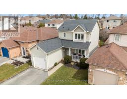 52 MOIR CRESCENT, Barrie, Ontario