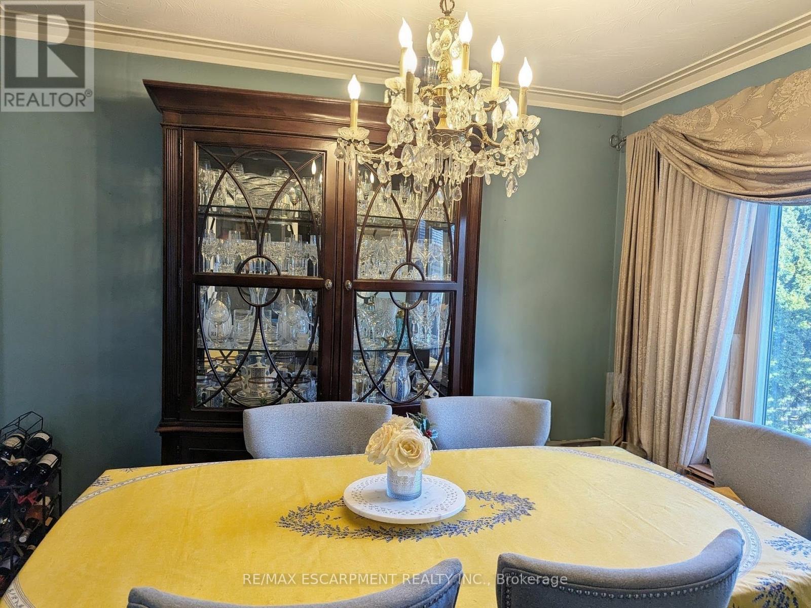 35 Marcia Avenue, Toronto, Ontario  M6B 2Y6 - Photo 7 - W13005130